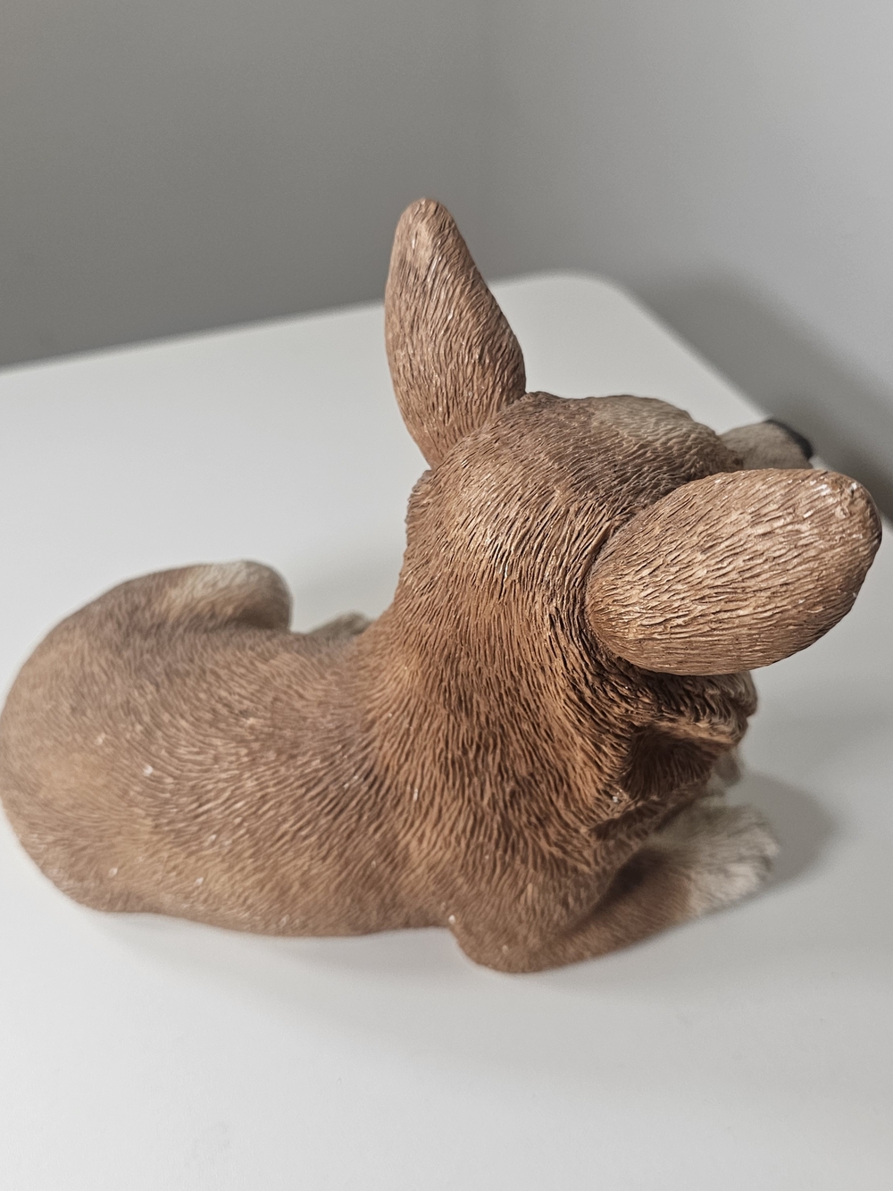 Sandicast Original Size Red Pembroke Welsh Corgi Sculpture, Sitting - Picture 3 of 7